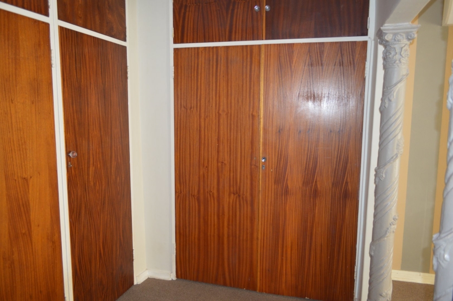 5 Bedroom Property for Sale in Flamwood North West